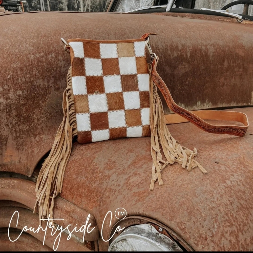 Countryside Co Stockdale Checkered Fringe Purse - Picture 4 of 12